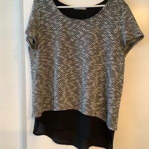 Black and White Patterned Women's Top